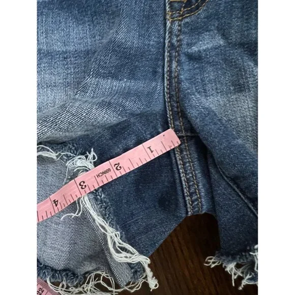 American Eagle Super Hi-Rise Shortie raw Hem Denim Jeans Size 4 - Picture 8 of 8
